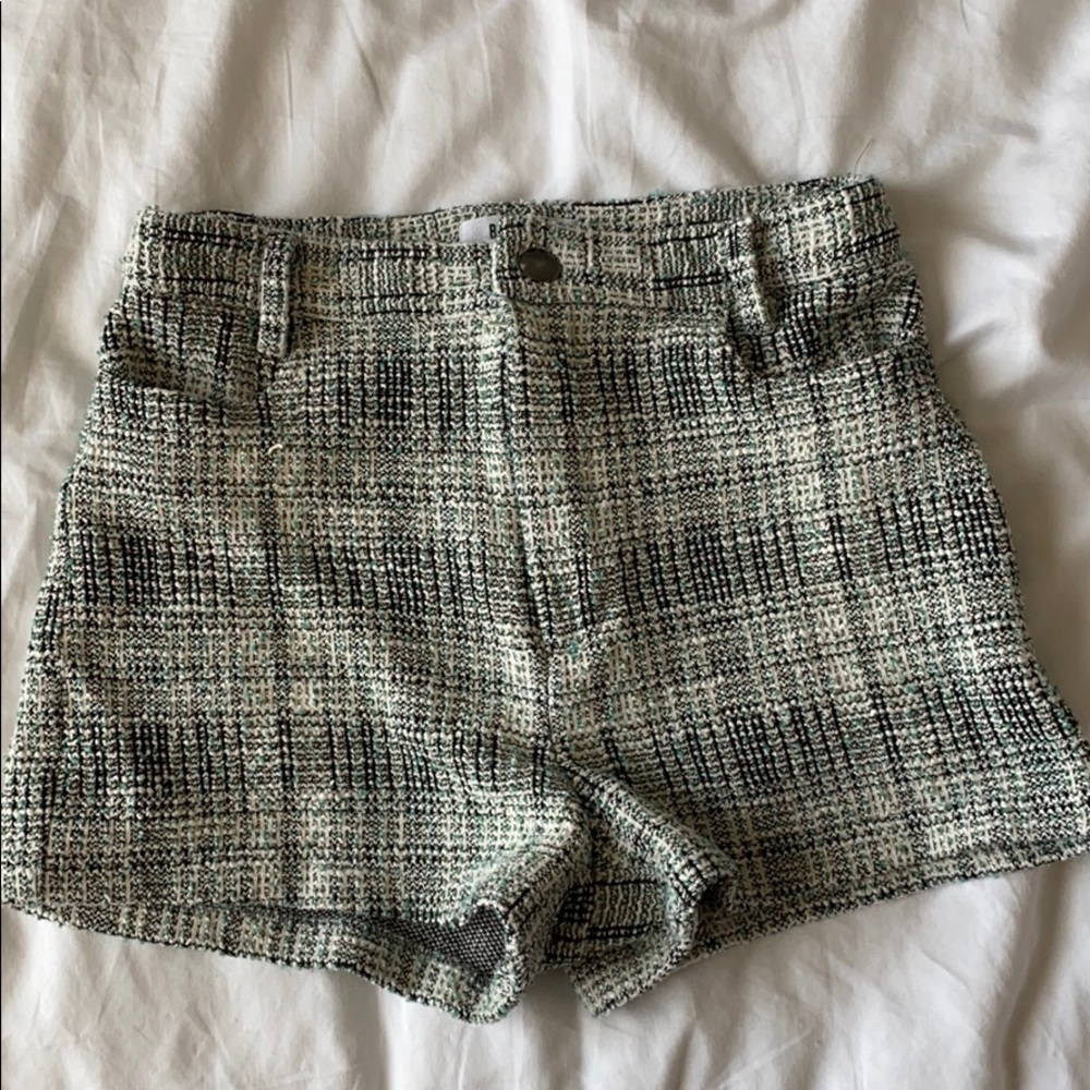 knit shorts